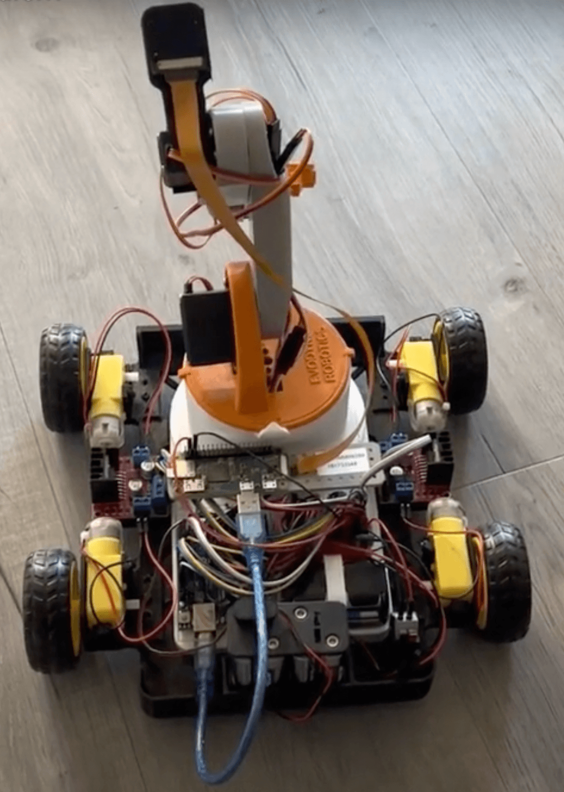 How I Built an AI-Powered Robot Arm